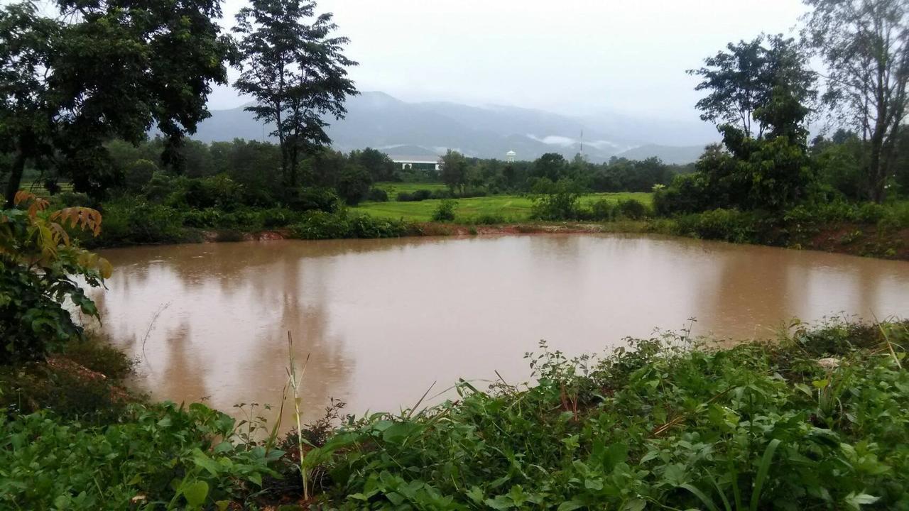 版萱杜昂波尔恩度假村 Ban Phae  外观 照片