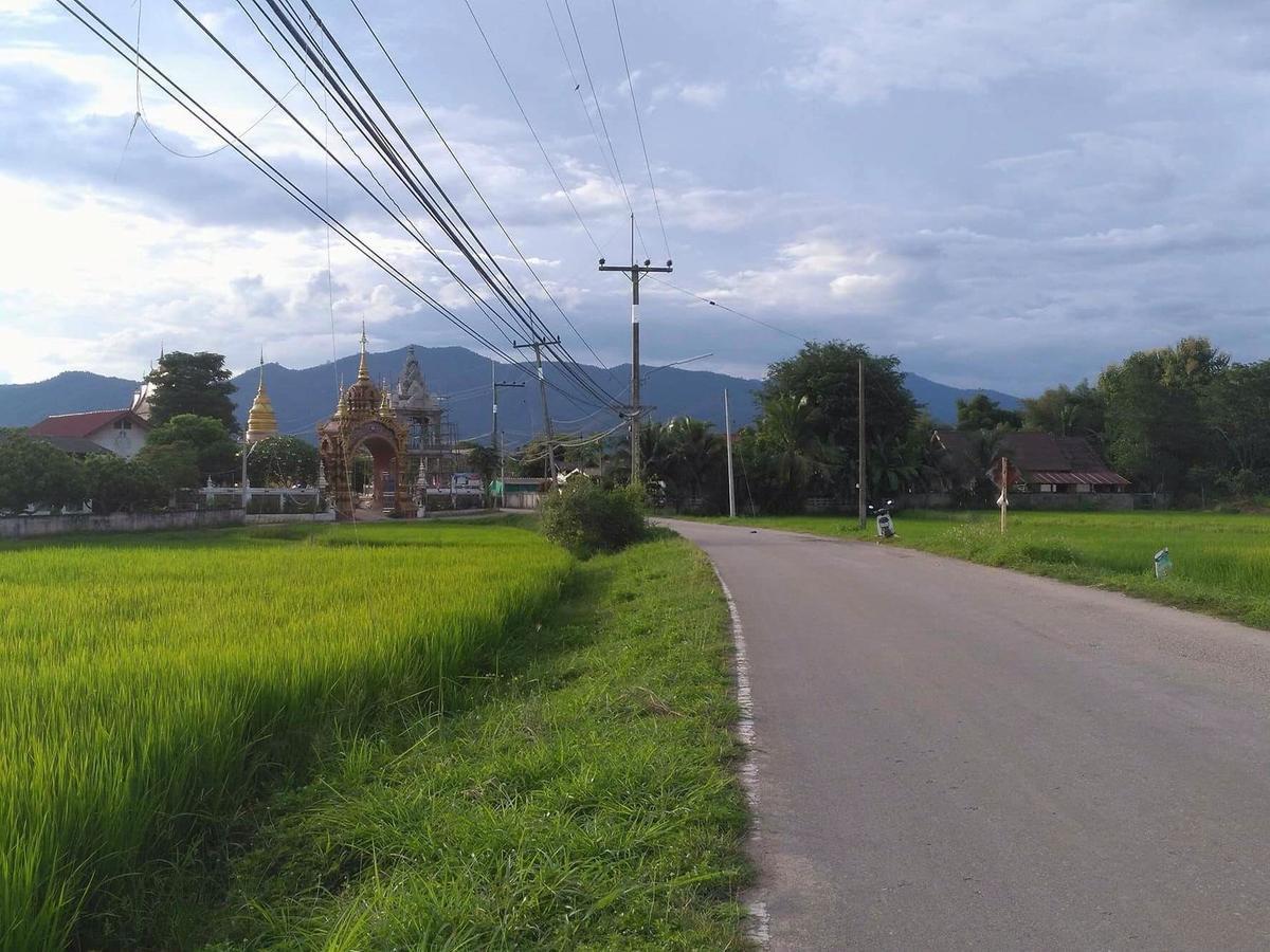 版萱杜昂波尔恩度假村 Ban Phae  外观 照片